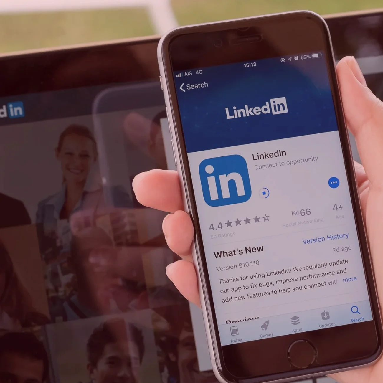 LinkedIn Ads | RedSprout Digital